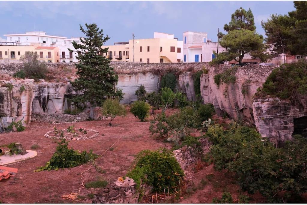 La Cava Di Sasa Villa ฟาวีญานา ภายนอก รูปภาพ